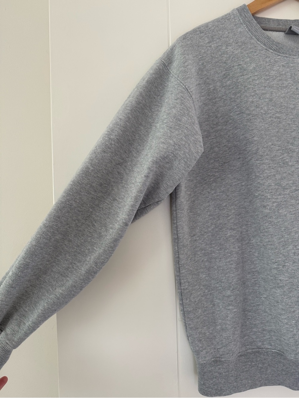 TNA Cozy AF Gray Crewneck Sweatshirt, size medium. - Picture 4 of 7